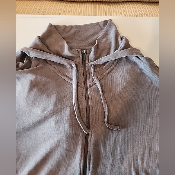 ATHLETA SERENITY LUXE SET, JACKET & PANTS, BOTH MED, GRAY - Picture 6 of 16